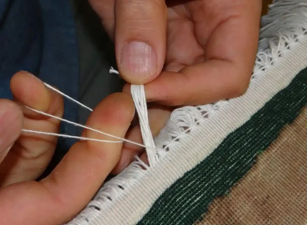 گره زدن ریشه فرش